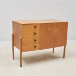 1737 7142 CUPBOARD
